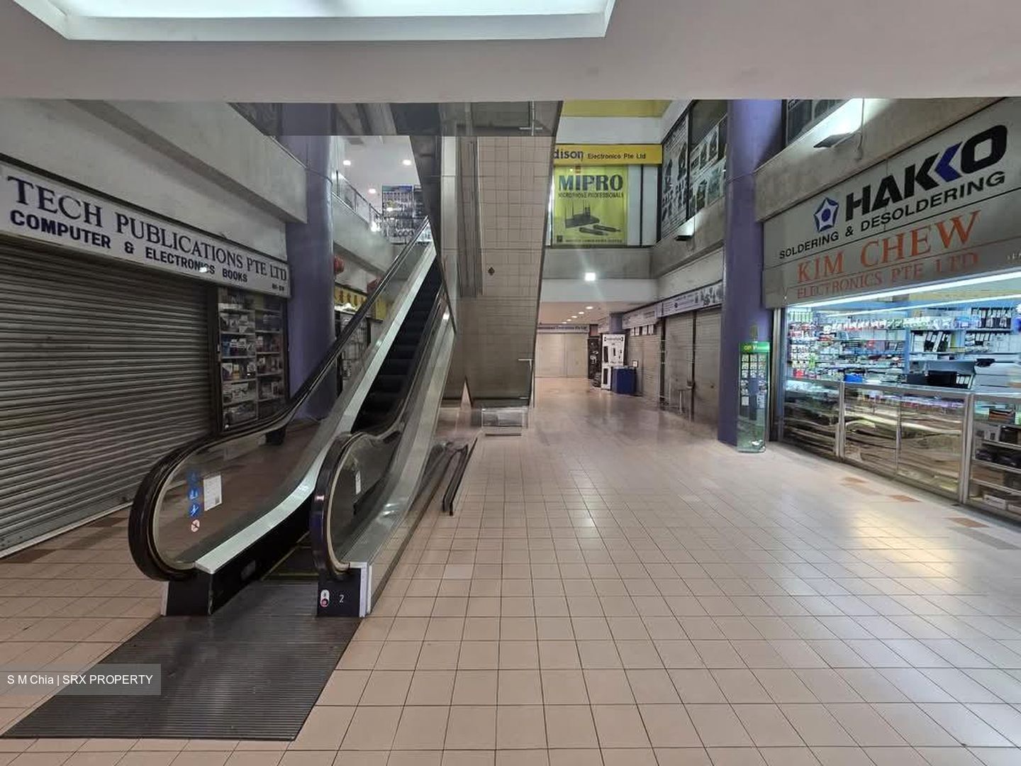 Sim Lim Tower (D8), Shop House #584280391